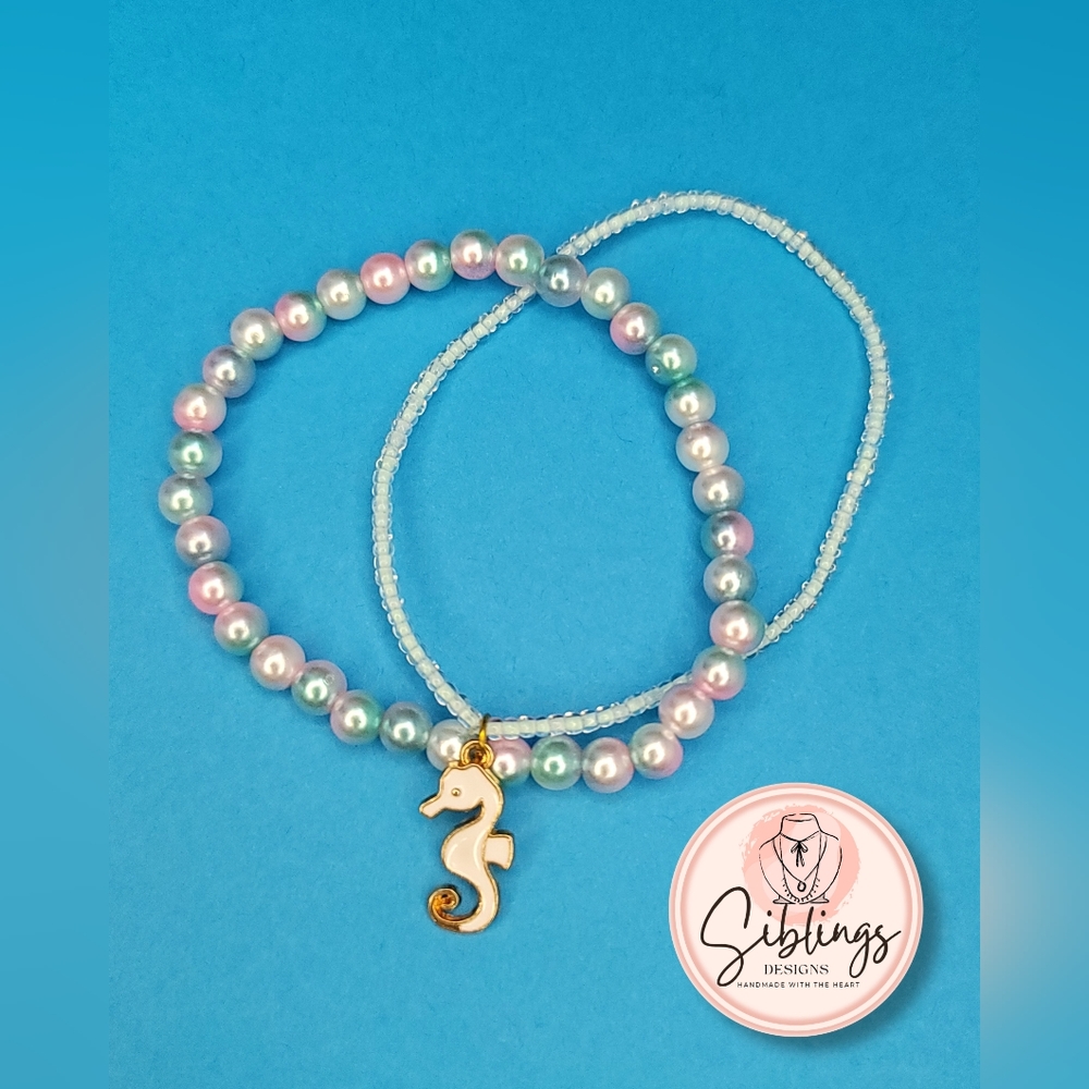 Necklaces and bracelets - Picture 4 of 10